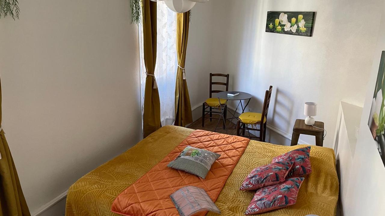 Bed and Breakfast Chez Tifille Estaing  Esterno foto